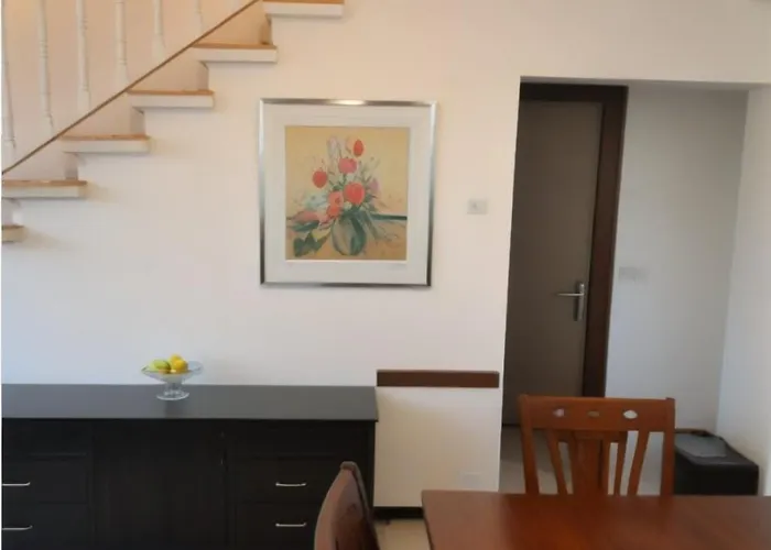Three Bedroom With Fireplace And Piano 펜션 파포스