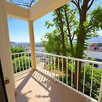 Three Bedroom With Fireplace And Piano بيت للعطل *