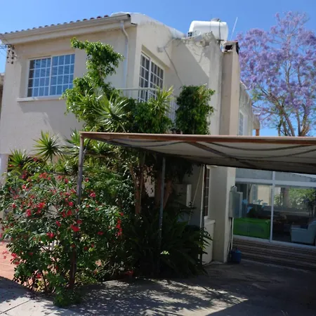 Holiday home Three Bedroom With Fireplace And Piano *