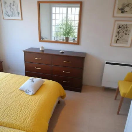 Holiday home Three Bedroom With Fireplace And Piano