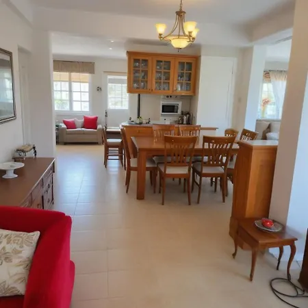 Holiday home Three Bedroom With Fireplace And Piano *