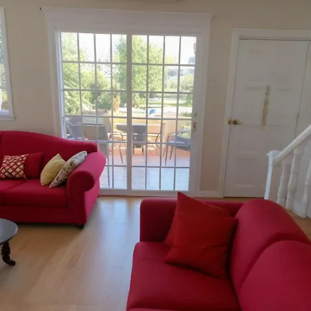Three Bedroom With Fireplace And Piano Hébergement de vacances *
