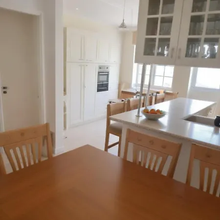 Prázdninový dům Three Bedroom With Fireplace And Piano Paphos