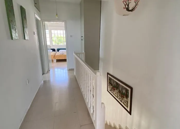 Three Bedroom With Fireplace And Piano Paphos