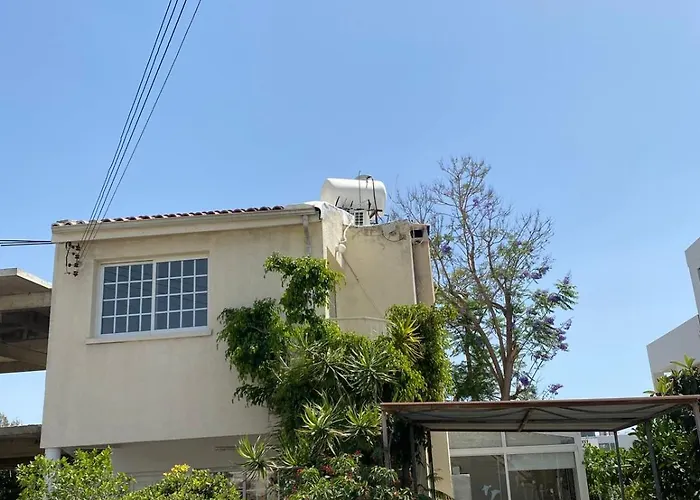 Three Bedroom With Fireplace And Piano Paphos