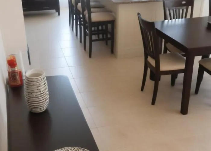 Hébergement de vacances Three Bedroom With Fireplace And Piano