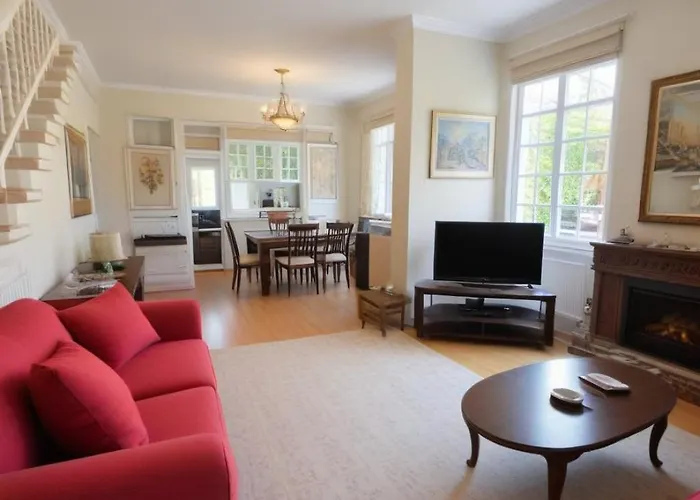 Three Bedroom With Fireplace And Piano Feriehus *