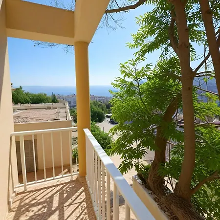 Three Bedroom With Fireplace And Piano * Pafos